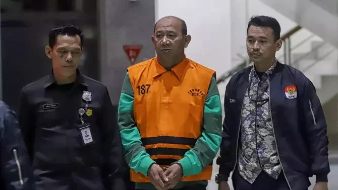 Diduga Terima Gratifikasi Rp 3,5 Miliar di Sektor Pendidikan, KPK Tahan Bupati Langkat Syah Afandin